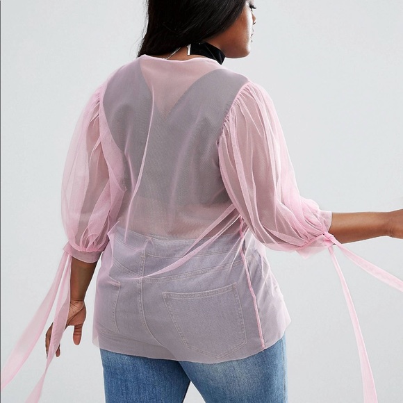 Mesh Top with Exaggerated Bow Sleeves - Picture 7 of 8